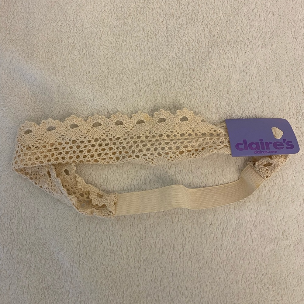Claire’s headband
